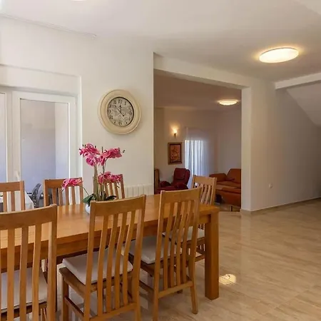 Villa Vila Dzana
