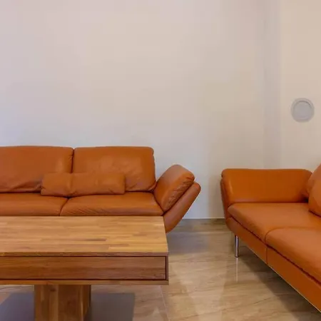 Vila Dzana Villa *